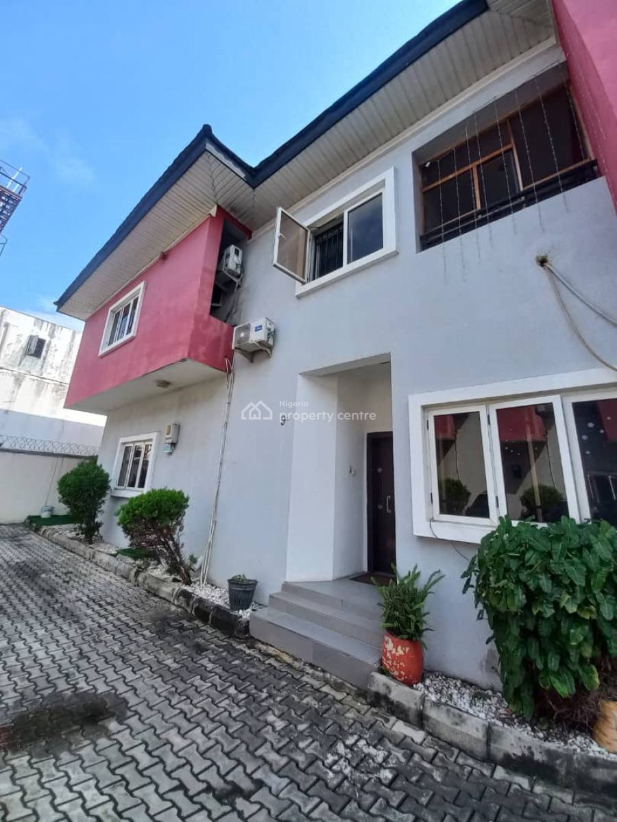 4 Bedroom Terraced Duplex, Arcadia Mews Estate, Osapa, Lekki, Lagos, Terraced Duplex for Sale