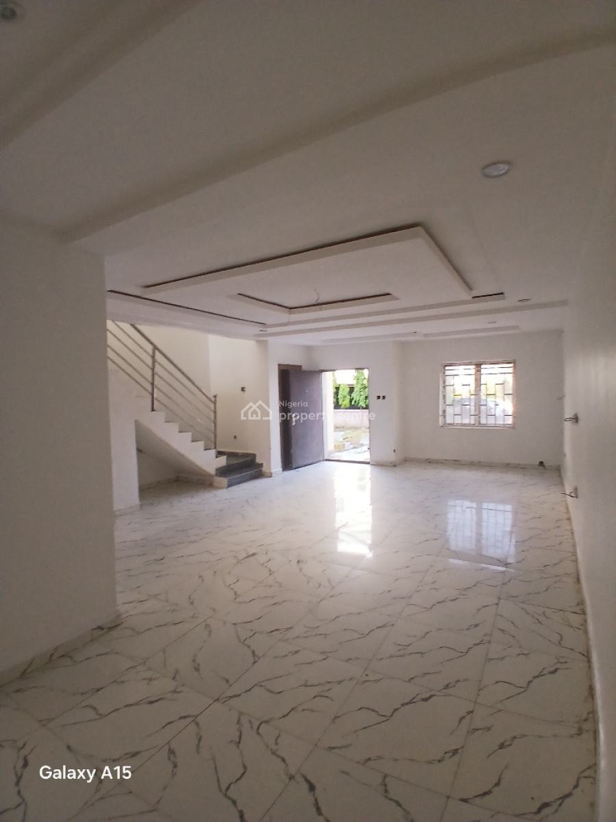Well Finished 4 Bedrooms Terrace Duplex with Bq and 2 Living Room., Apo, Abuja, Terraced Duplex for Rent