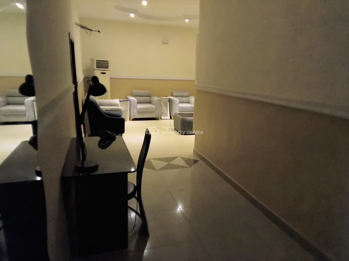 Spacious Peaceful 2 Bedrooms Flat, Omole Estate Phase 1, Ikeja, Lagos, Flat / Apartment Short Let