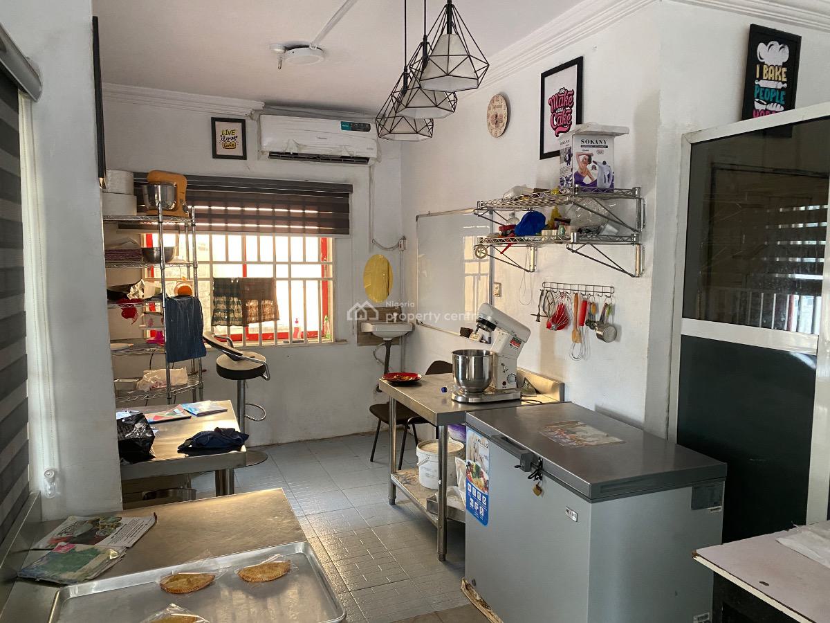 Bakery /supermarket, Km 42 Lekki Epe Express Way Abijo Lagos, Ibeju Lekki, Lagos, Commercial Property for Rent