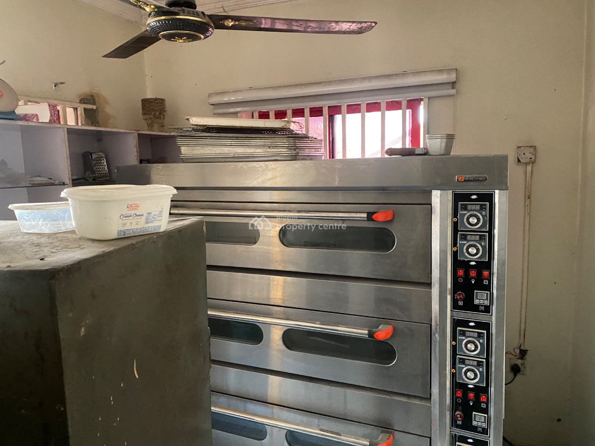 Bakery /supermarket, Km 42 Lekki Epe Express Way Abijo Lagos, Ibeju Lekki, Lagos, Commercial Property for Rent