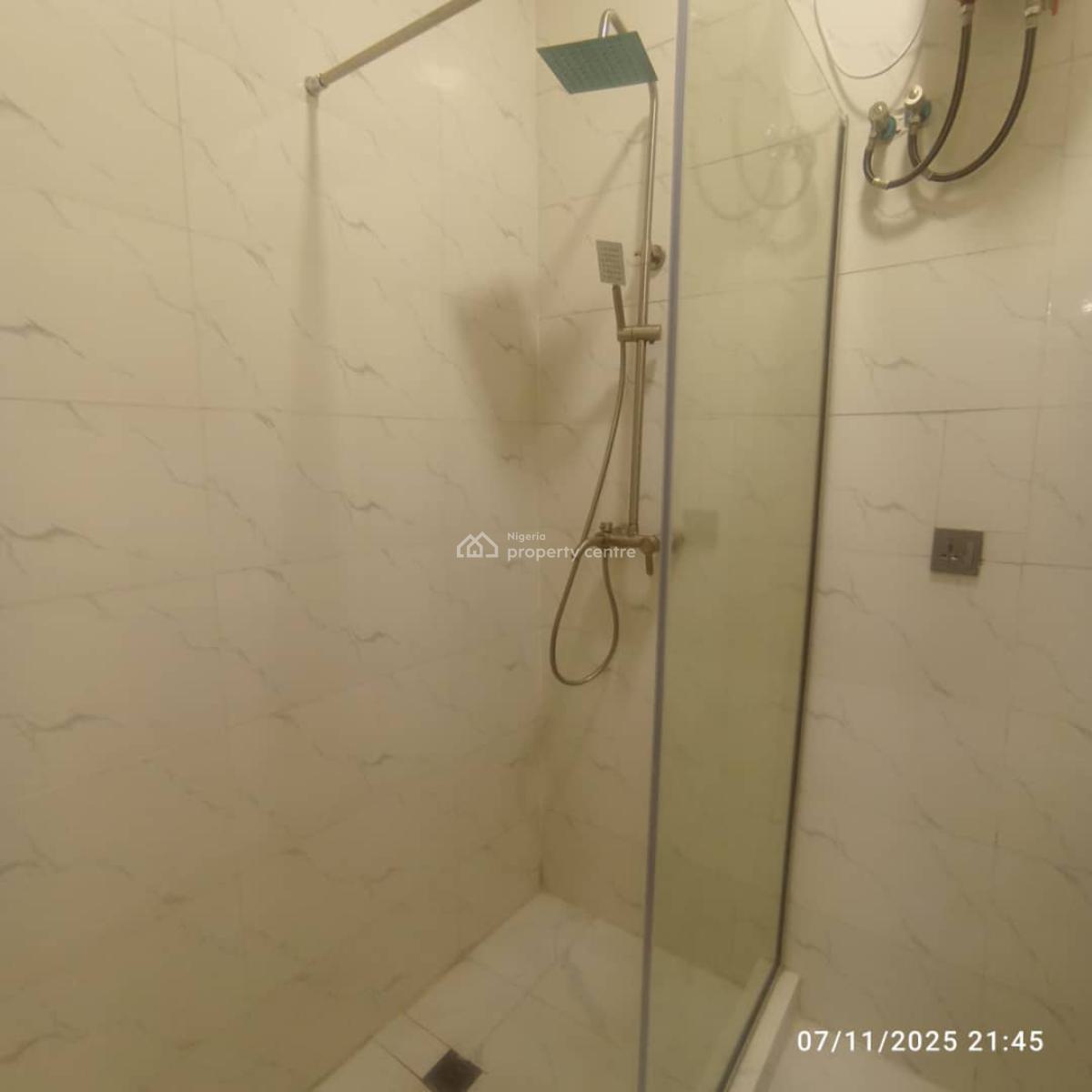 Newly Built Furnished and Serviced  3bedroom Apartment, Avocado Estate Phase 1, Abijo Gra, Abijo, Lekki, Lagos, Flat / Apartment for Rent