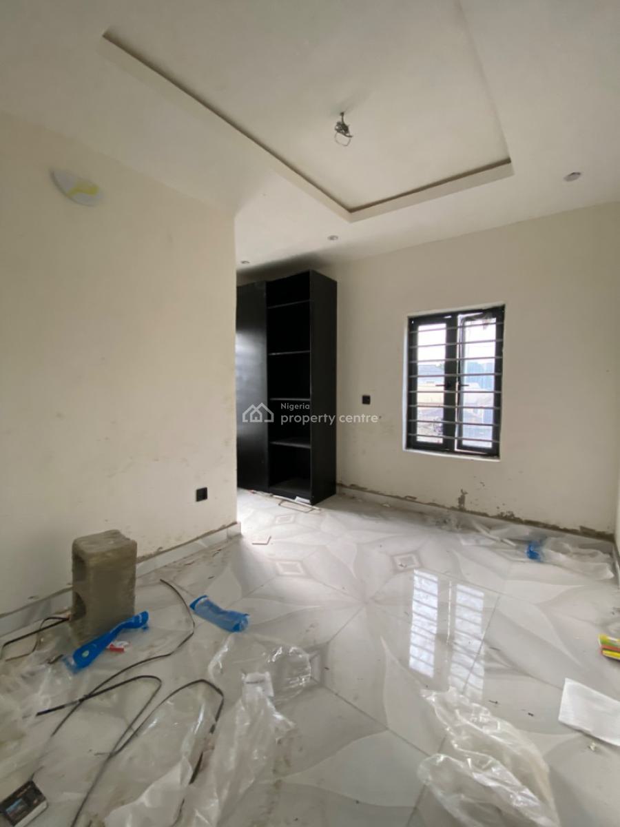 an Executive Two Bedroom Flat, Hope Estate Ogombo Off Abraham Adesanya, Lekki, Lagos, Flat / Apartment for Rent