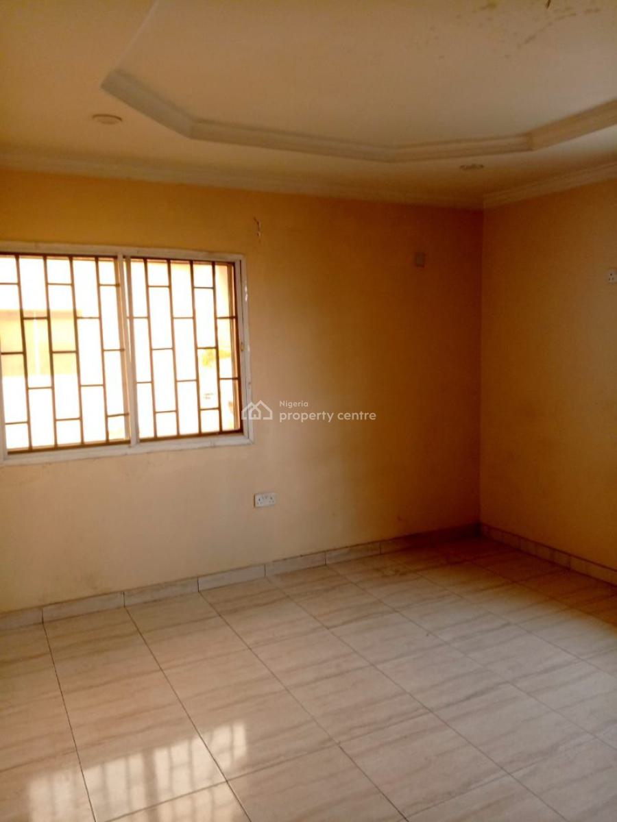 a Standard 3 Bedroom Flat, Gra, Ogudu, Lagos, House for Rent
