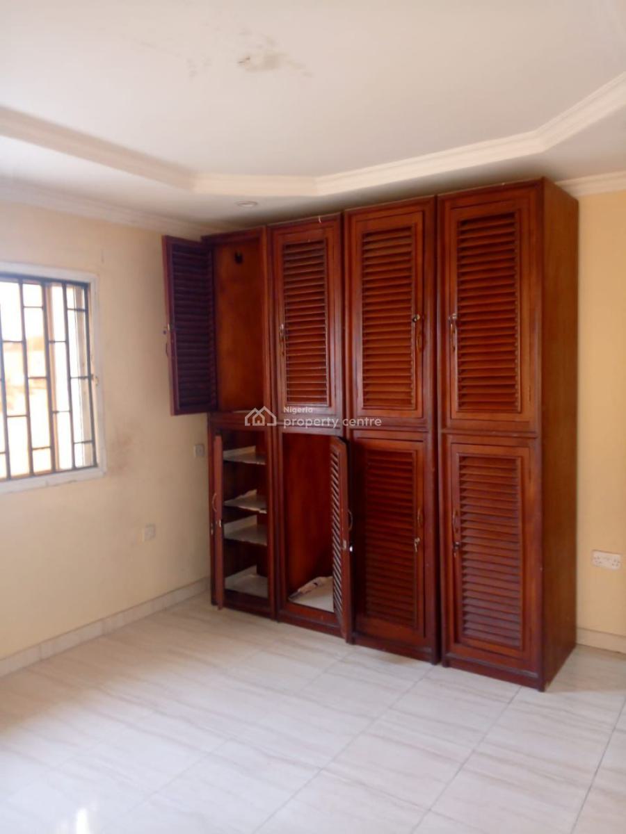 a Standard 3 Bedroom Flat, Gra, Ogudu, Lagos, House for Rent