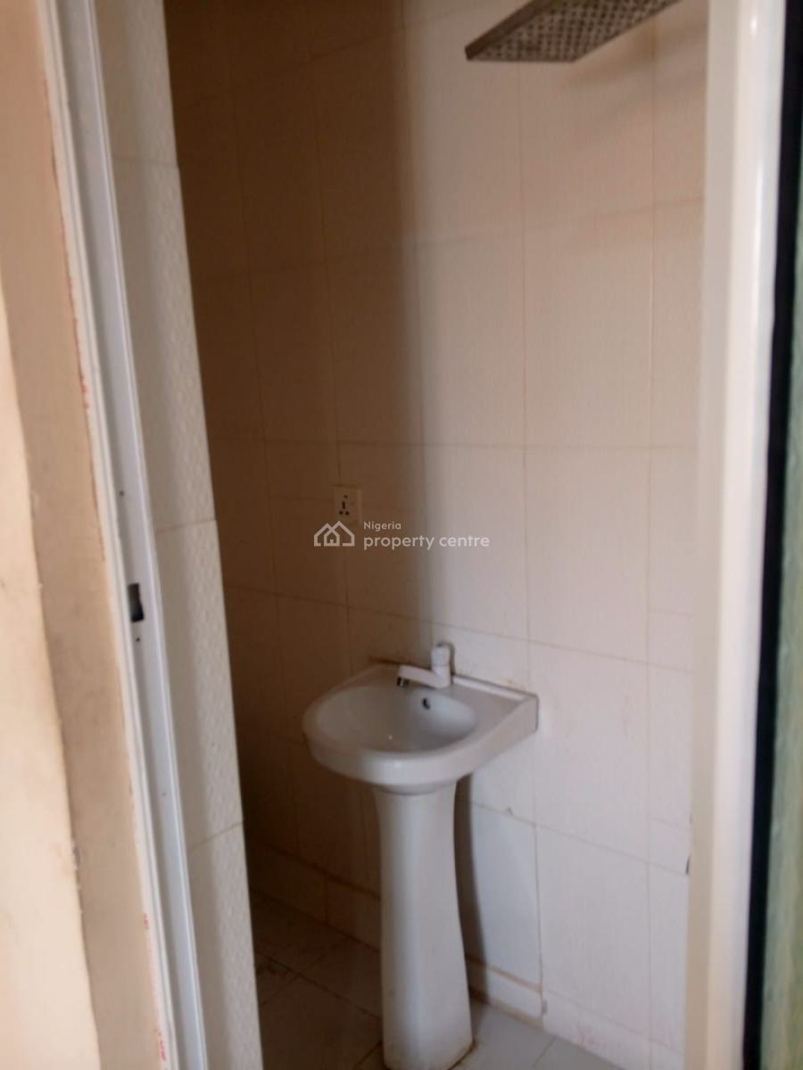 a Standard 3 Bedroom Flat, Gra, Ogudu, Lagos, House for Rent