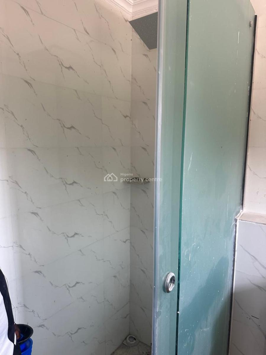 Spacious Service Studio Apartment with Personal Kitchen Upstairs, Salem, Ikate Elegushi, Lekki, Lagos, Self Contain (single Rooms) for Rent