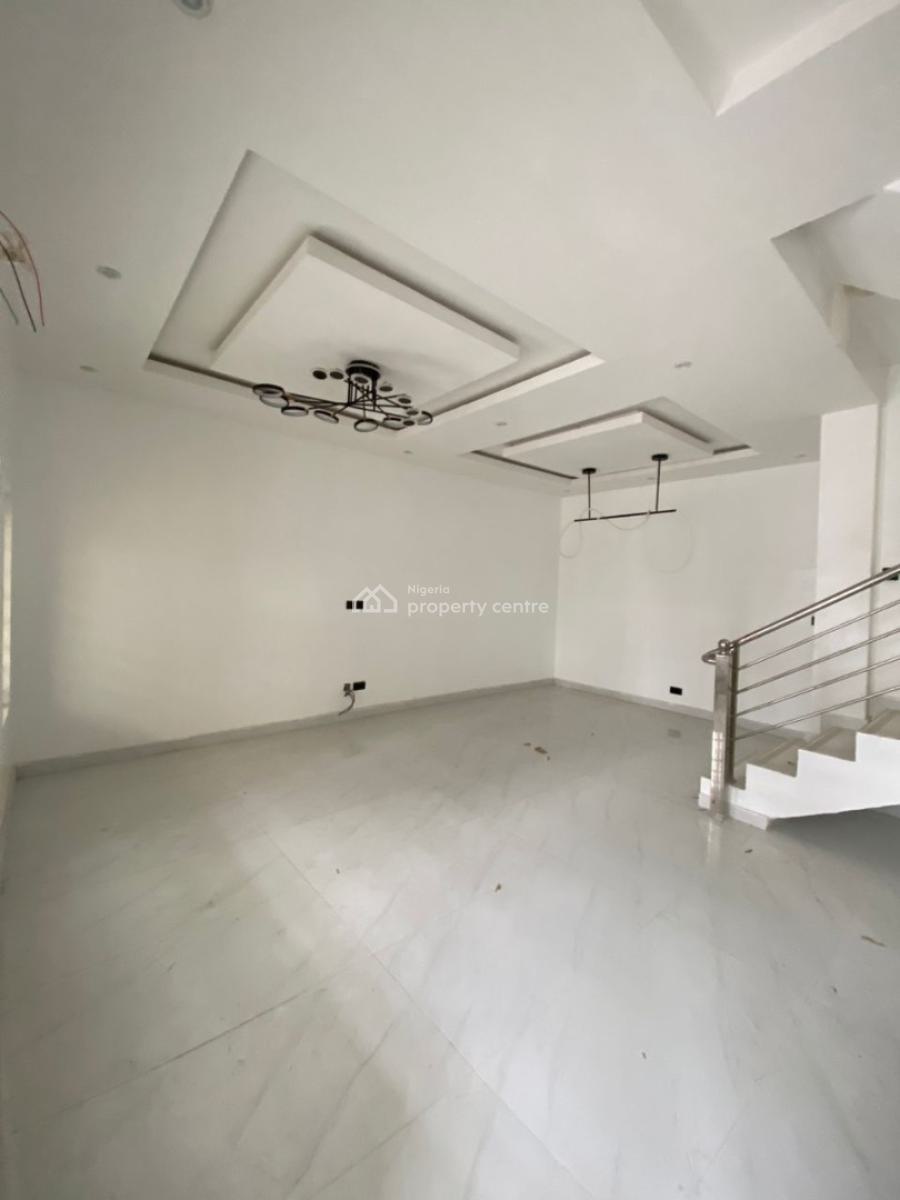 an Executive Three Bedroom Duplex, Royal Court Estate By Pepperoni Besides Abraham Adesanya Ajah, Lekki, Lagos, Terraced Duplex for Rent