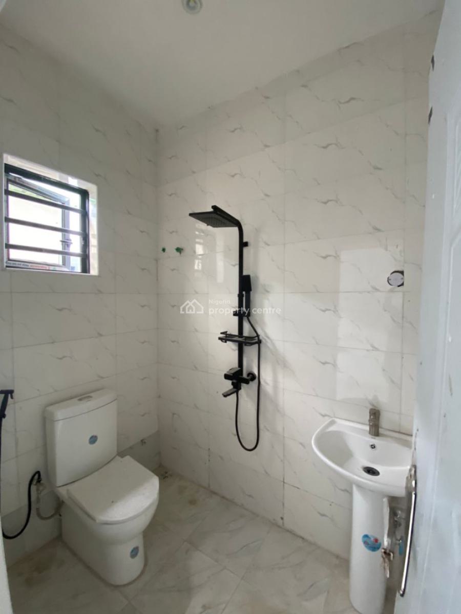 an Executive Three Bedroom Duplex, Royal Court Estate By Pepperoni Besides Abraham Adesanya Ajah, Lekki, Lagos, Terraced Duplex for Rent