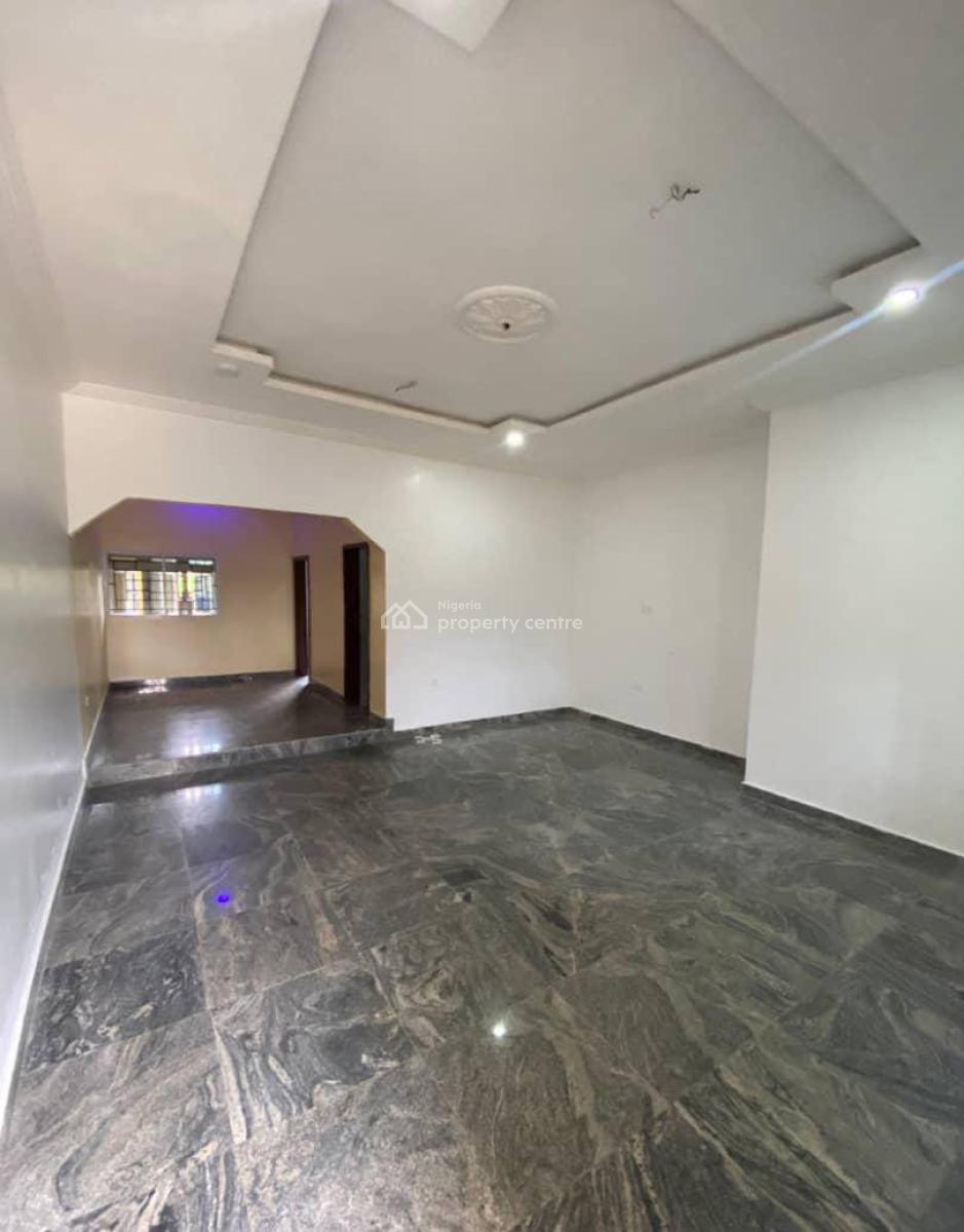 a Clean and Spacious Two (2) Bedroom Flat, Shelter Afrique Estate, Uyo, Akwa Ibom, House for Rent