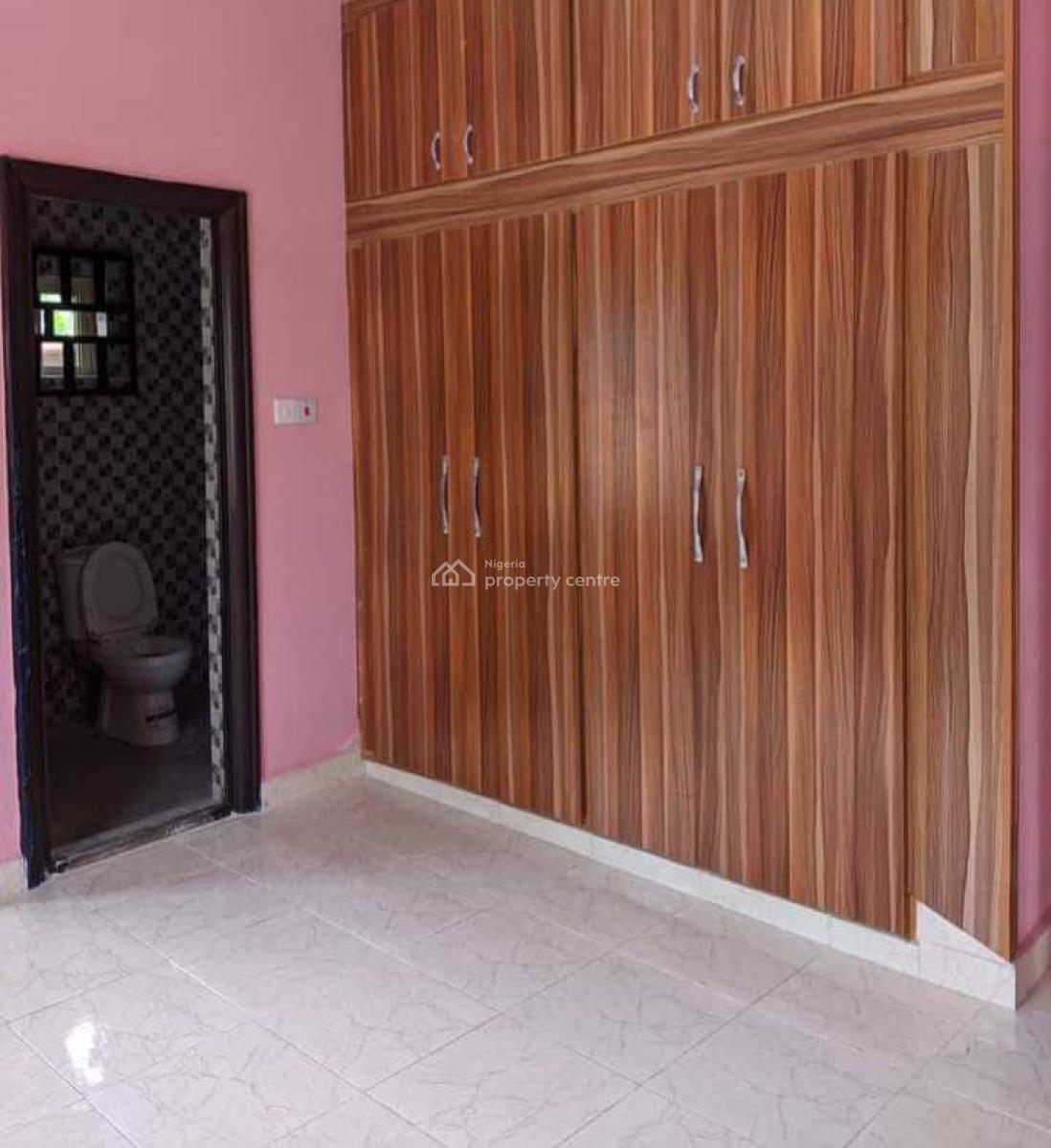 a Clean and Spacious Two (2) Bedroom Flat, Shelter Afrique Estate, Uyo, Akwa Ibom, House for Rent