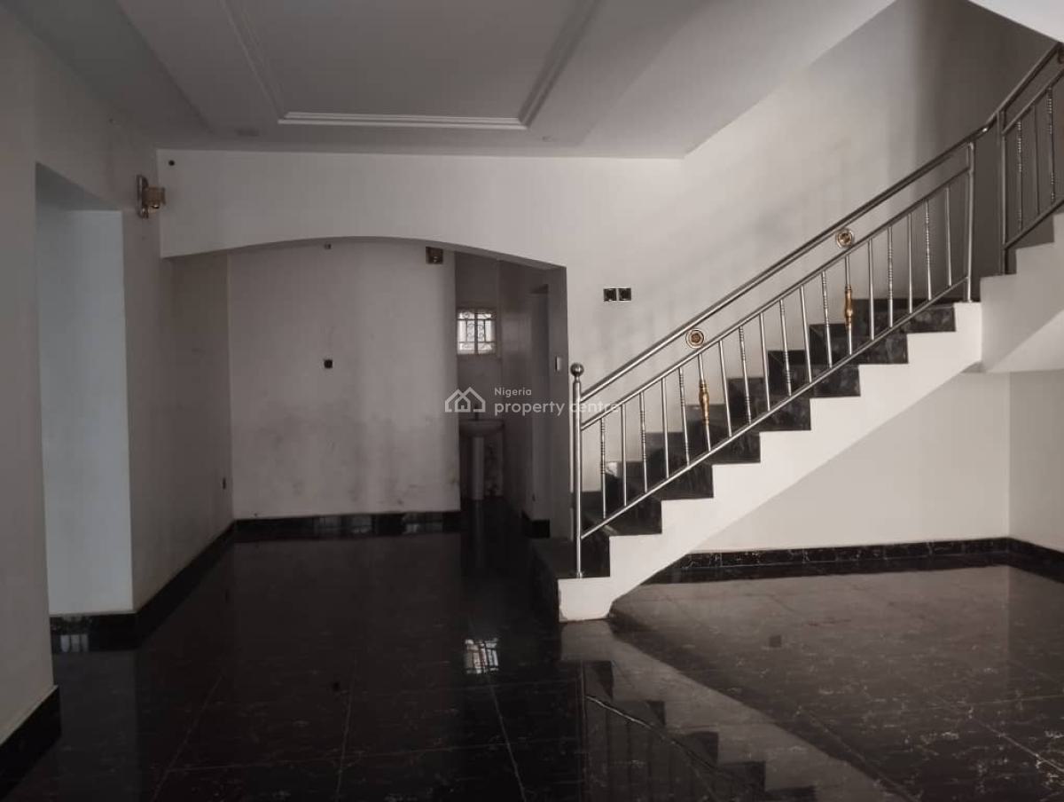 Well Built 4bedroom Duplex with 2living-rooom, Serviced with with Gen., Jahi, Abuja, Terraced Duplex for Rent