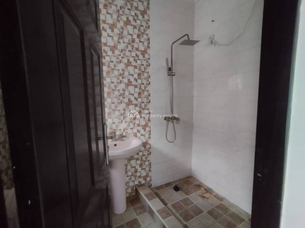 Well Built 4bedroom Duplex with 2living-rooom, Serviced with with Gen., Jahi, Abuja, Terraced Duplex for Rent