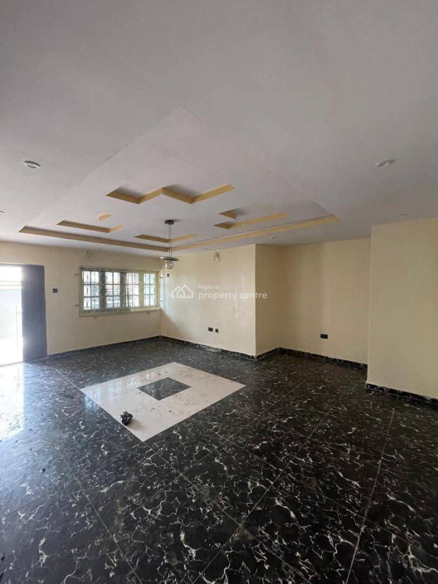 3bedroom Flat with Modern Facilities, Adebomi Pipeline,along Ayegun Oleyo Road,off Akala Express Ibadan, Ibadan, Oyo, Flat / Apartment for Rent
