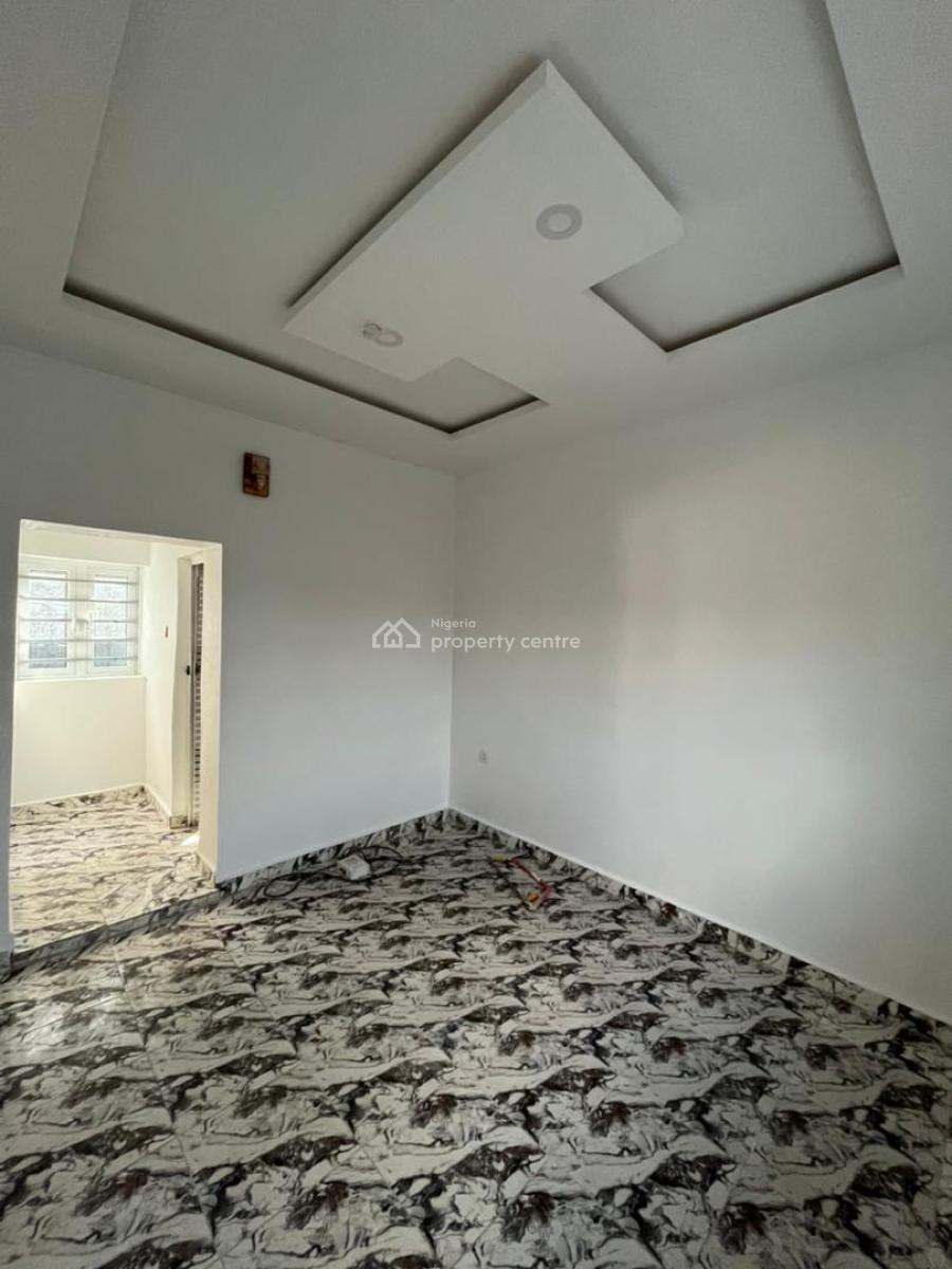 a Clean Self Contained Apartment, Ekpri Nsukara, Uyo, Akwa Ibom, House for Rent