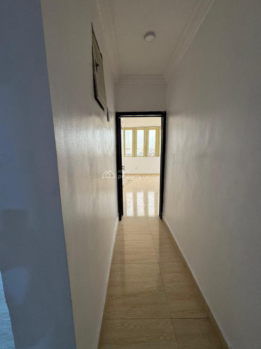 Luxury 3 Bedroom Apartment with Spacious Kitchen, Lekki, Lagos, Flat / Apartment for Rent