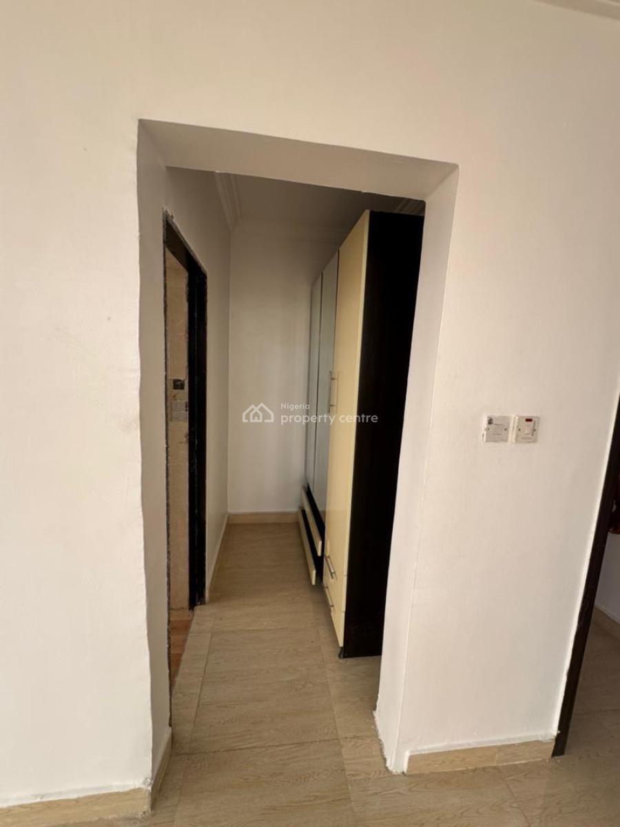 Luxury 3 Bedroom Apartment with Spacious Kitchen, Lekki, Lagos, Flat / Apartment for Rent