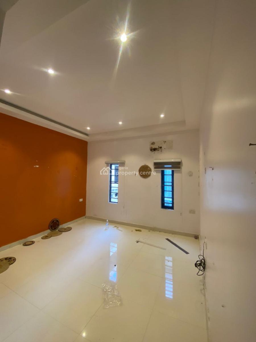 3 Bedroom Duplex with Bq, Lekki Phase 1, Lekki, Lagos, Semi-detached Duplex for Rent