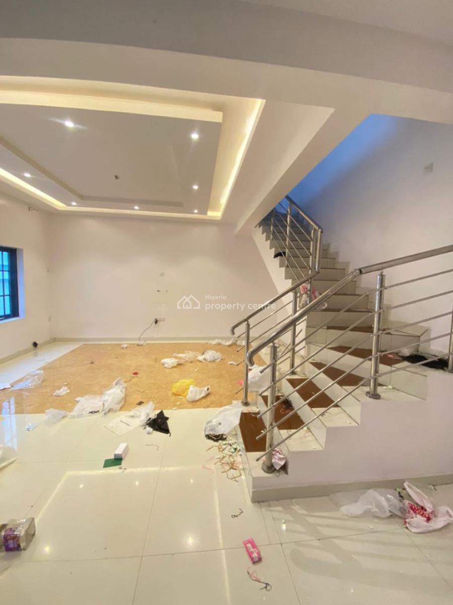 3 Bedroom Duplex with Bq, Lekki Phase 1, Lekki, Lagos, Semi-detached Duplex for Rent