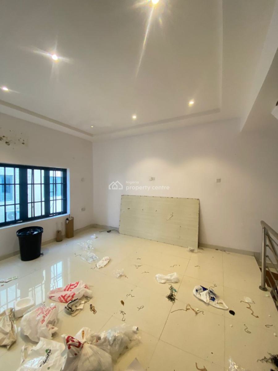 3 Bedroom Duplex with Bq, Lekki Phase 1, Lekki, Lagos, Semi-detached Duplex for Rent