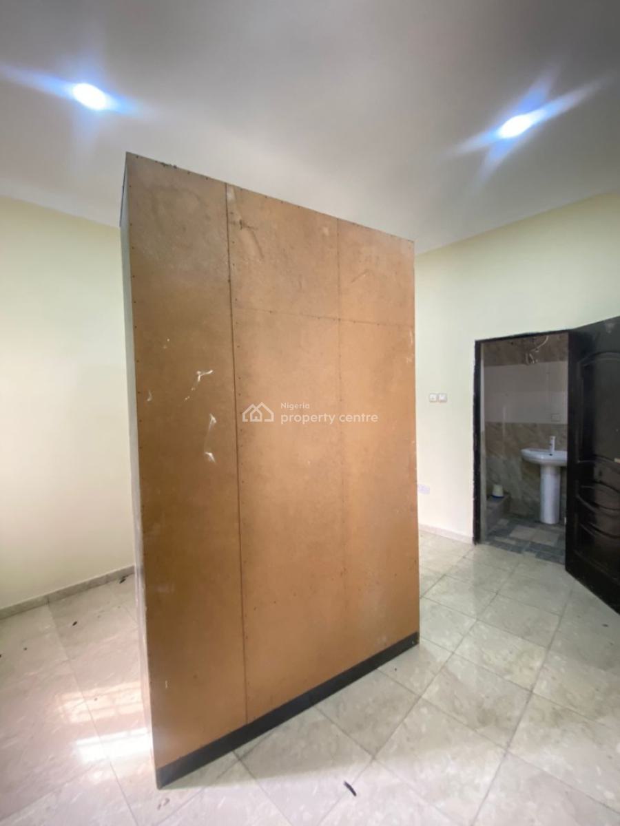 2 Bedroom Apartment, Off Freedom Way, Lekki Phase 1, Lekki, Lagos, Flat / Apartment for Rent