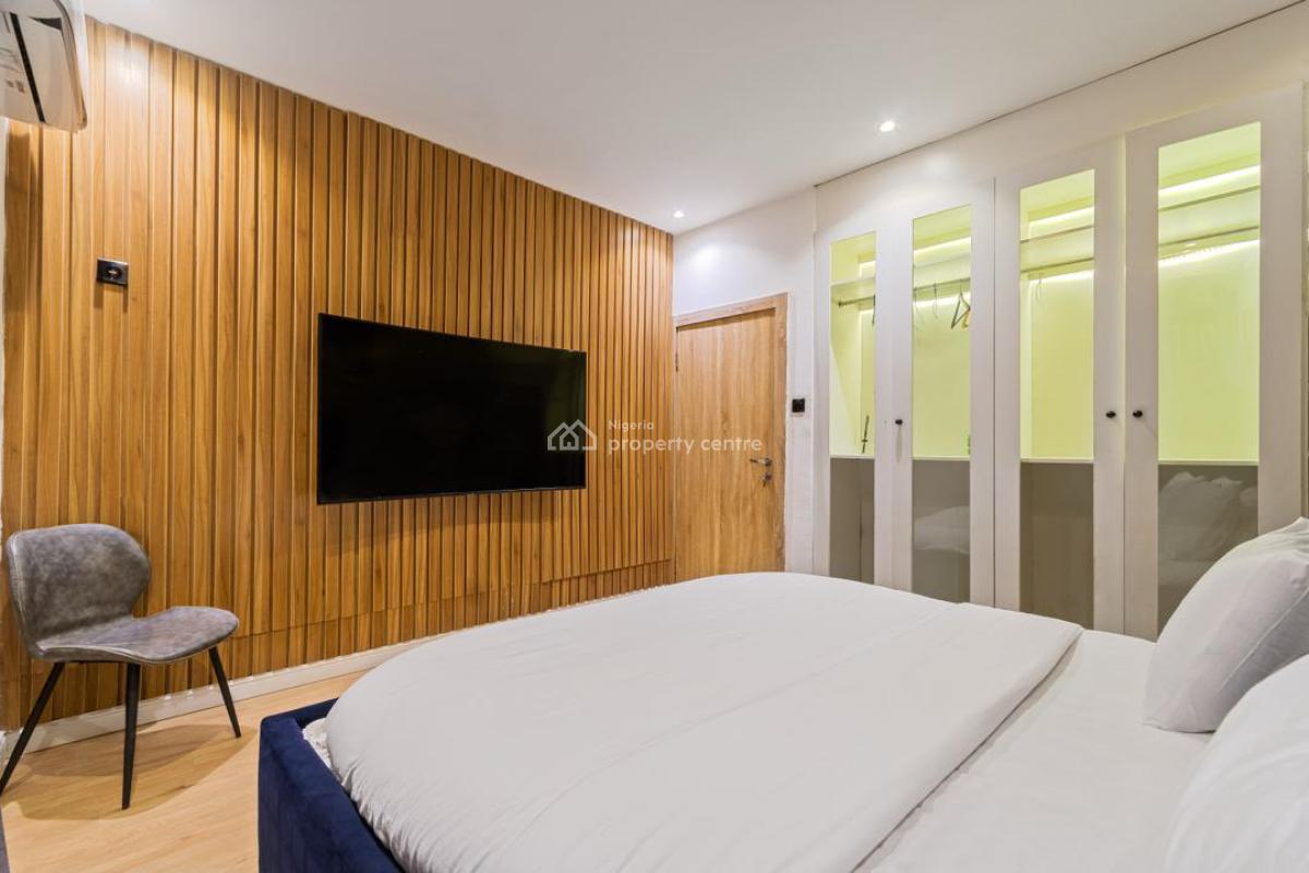 Luxury Water Front 3 Bedroom Apartment, Off Admiralty Way, Lekki Phase 1, Lekki, Lagos, Flat / Apartment Short Let