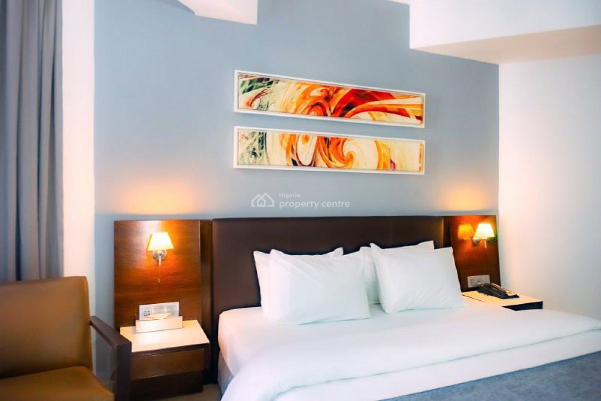 Luxury Hotel in a Prestigious Environment, Victoria Island (vi), Lagos, Hotel / Guest House for Sale