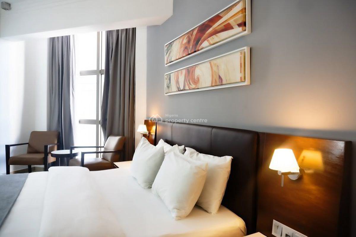 Luxury Hotel in a Prestigious Environment, Victoria Island (vi), Lagos, Hotel / Guest House for Sale