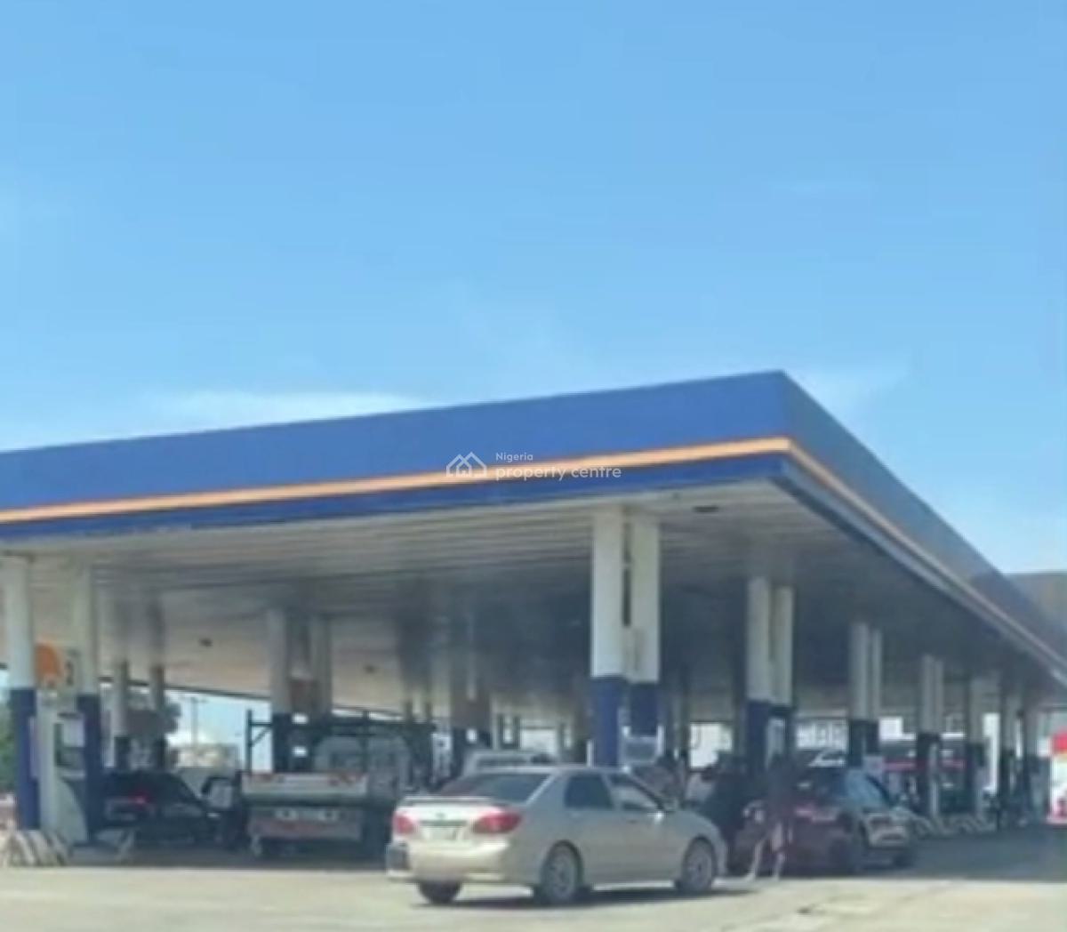 1.25 Hectares of Mega Filling Station, Jabi, Abuja, Filling Station for Sale