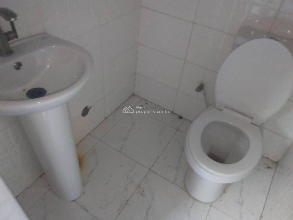 Spacious Luxury 1 Bedroom Flat, Newtown Estate, Ogombo, Ajah, Lagos, Mini Flat (room and Parlour) for Rent