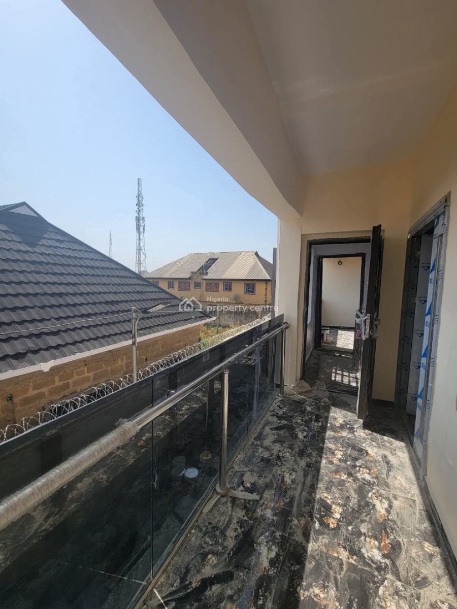 2bedroom Flat with Modern Facilities, Olounde, Ologuneru, Ibadan, Ibadan, Oyo, Flat / Apartment for Rent