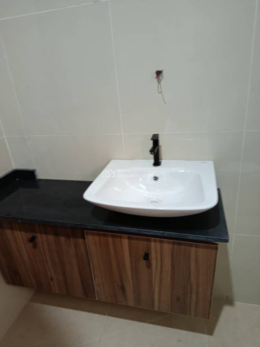 5-bedroom Detached Duplex with Bq, Gra Phase 2, Magodo, Lagos, Gra Phase 2, Magodo, Lagos, Detached Duplex for Sale