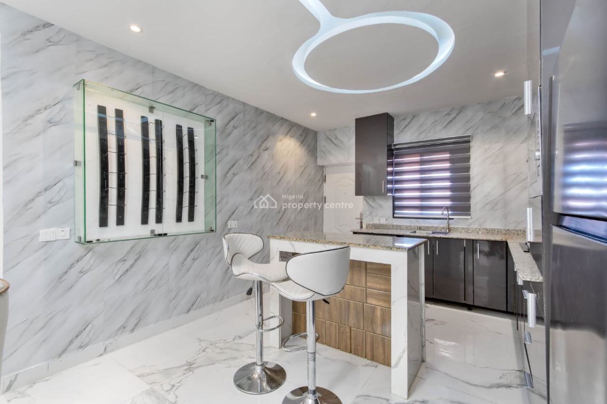 Beautiful 2 Bedroom Apartment with Snooker Board, Logo Church Street Osapa, Osapa, Lekki, Lagos, Flat / Apartment Short Let