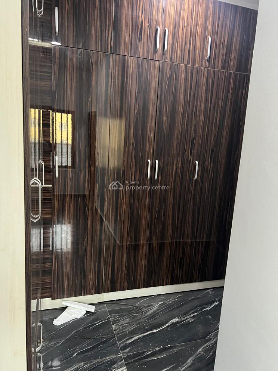 a Massive 5-bedroom All Ensuite Detached House with 2bq, Laundry Room,, Ikeja Gra, Ikeja, Lagos, House for Rent