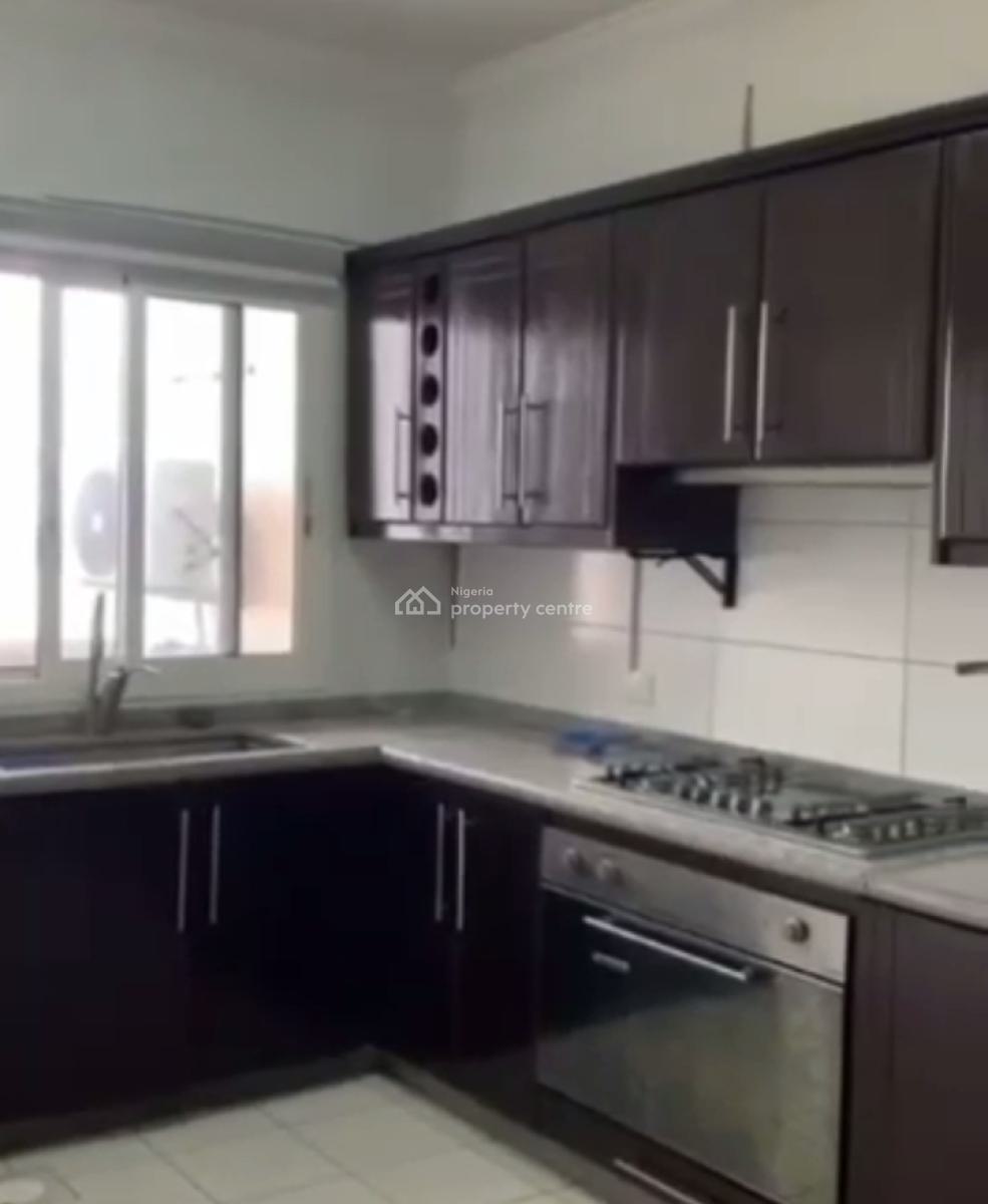 Unfurnished 3 Bedroom Apartment with Bq., Gerrard Road, Ikoyi, Lagos, Flat / Apartment for Rent
