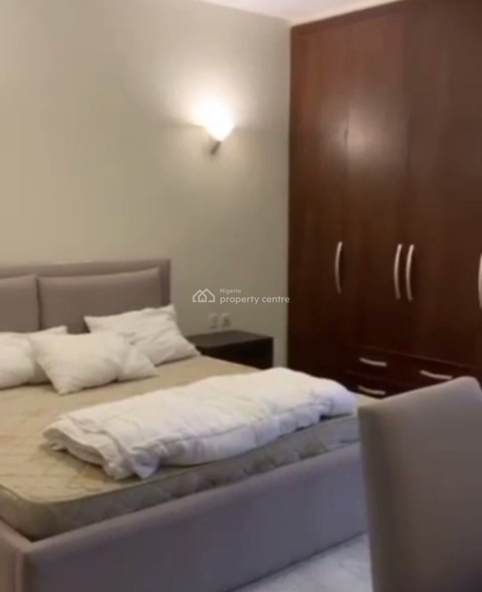 Unfurnished 3 Bedroom Apartment with Bq., Gerrard Road, Ikoyi, Lagos, Flat / Apartment for Rent