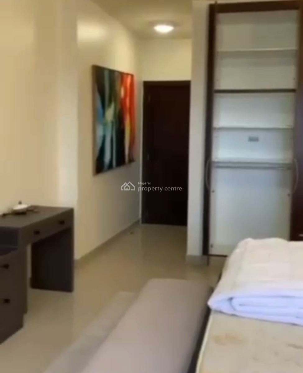 Unfurnished 3 Bedroom Apartment with Bq., Gerrard Road, Ikoyi, Lagos, Flat / Apartment for Rent