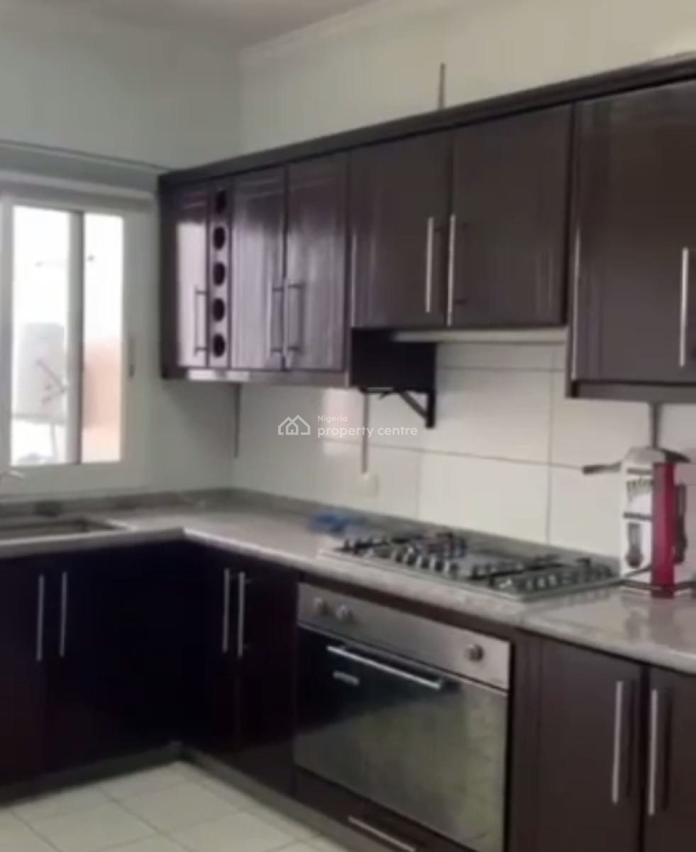 Unfurnished 3 Bedroom Apartment with Bq., Gerrard Road, Ikoyi, Lagos, Flat / Apartment for Rent