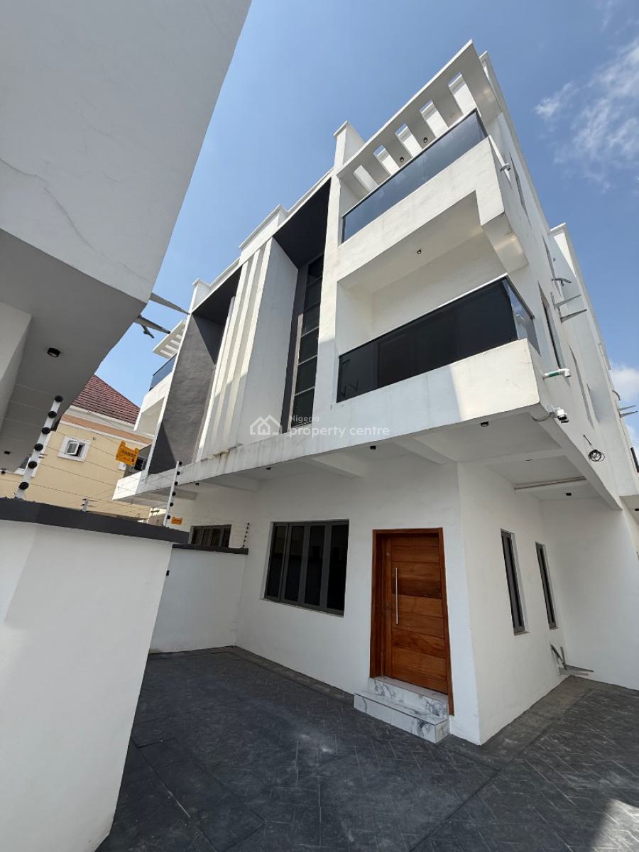 5 Bedroom Fully Detached Duplex for Distress, Ologolo Lekki, Ologolo, Lekki, Lagos, Detached Duplex for Sale