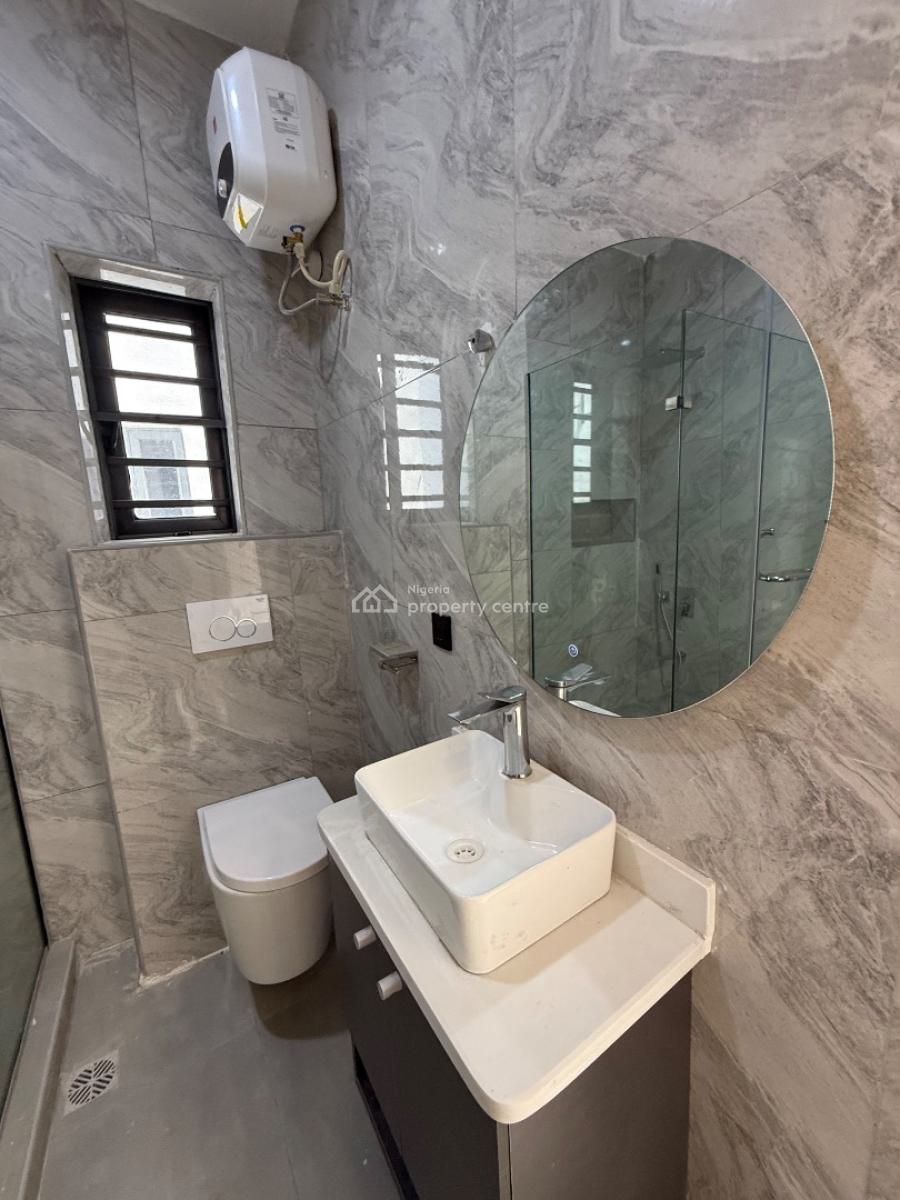 5 Bedroom Fully Detached Duplex for Distress, Ologolo Lekki, Ologolo, Lekki, Lagos, Detached Duplex for Sale