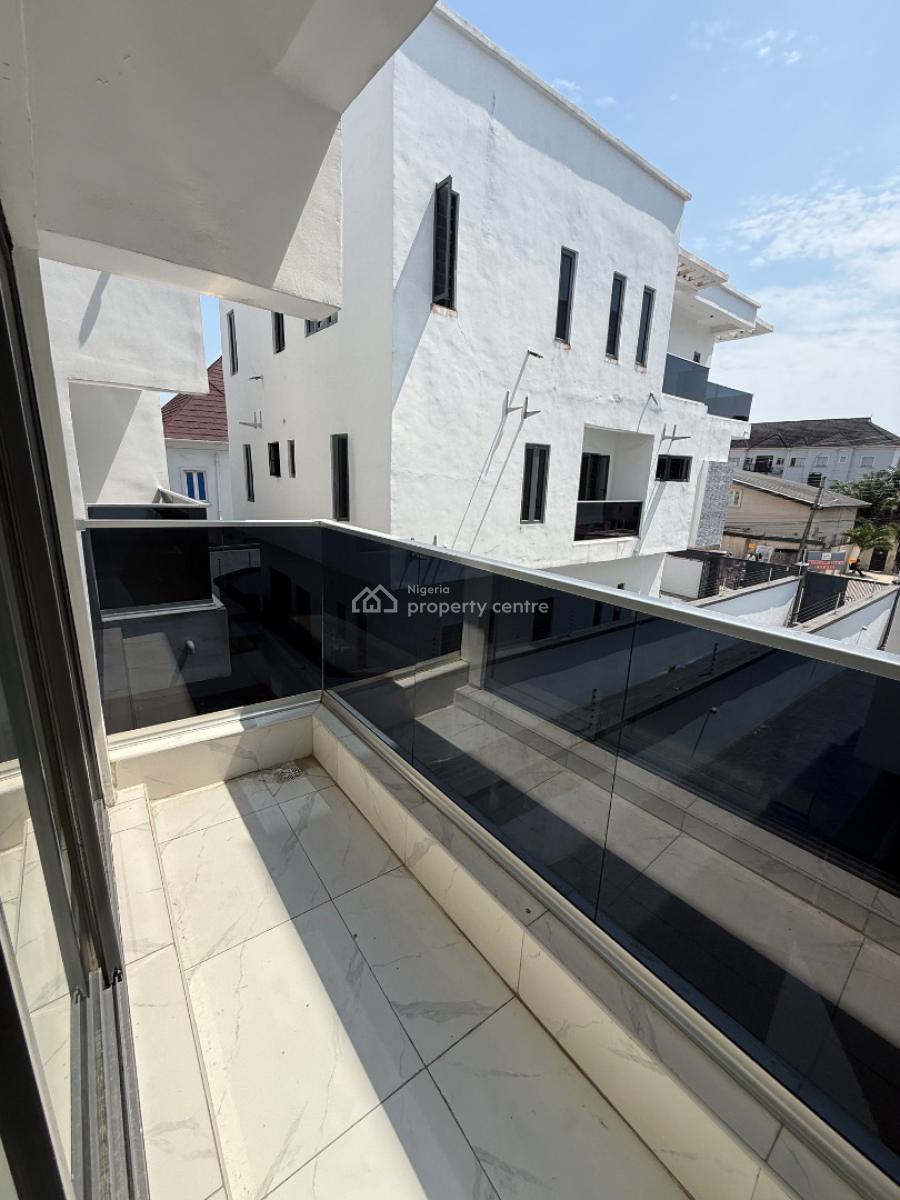 5 Bedroom Fully Detached Duplex for Distress, Ologolo Lekki, Ologolo, Lekki, Lagos, Detached Duplex for Sale