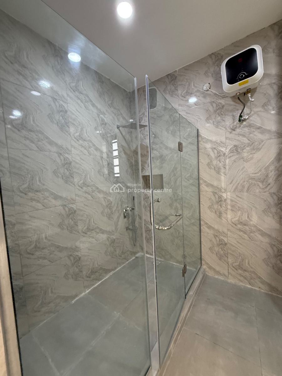 5 Bedroom Fully Detached Duplex for Distress, Ologolo Lekki, Ologolo, Lekki, Lagos, Detached Duplex for Sale