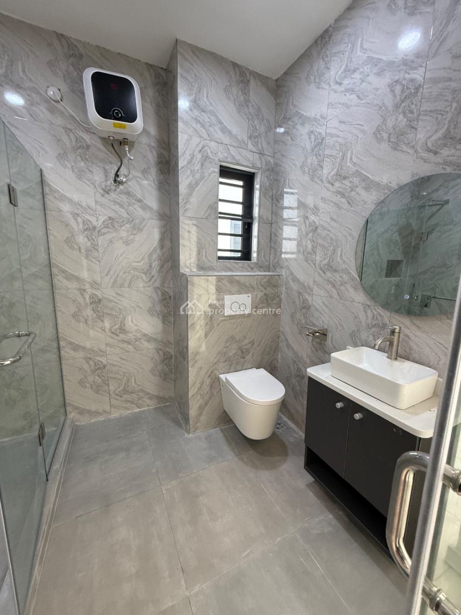 5 Bedroom Fully Detached Duplex for Distress, Ologolo Lekki, Ologolo, Lekki, Lagos, Detached Duplex for Sale