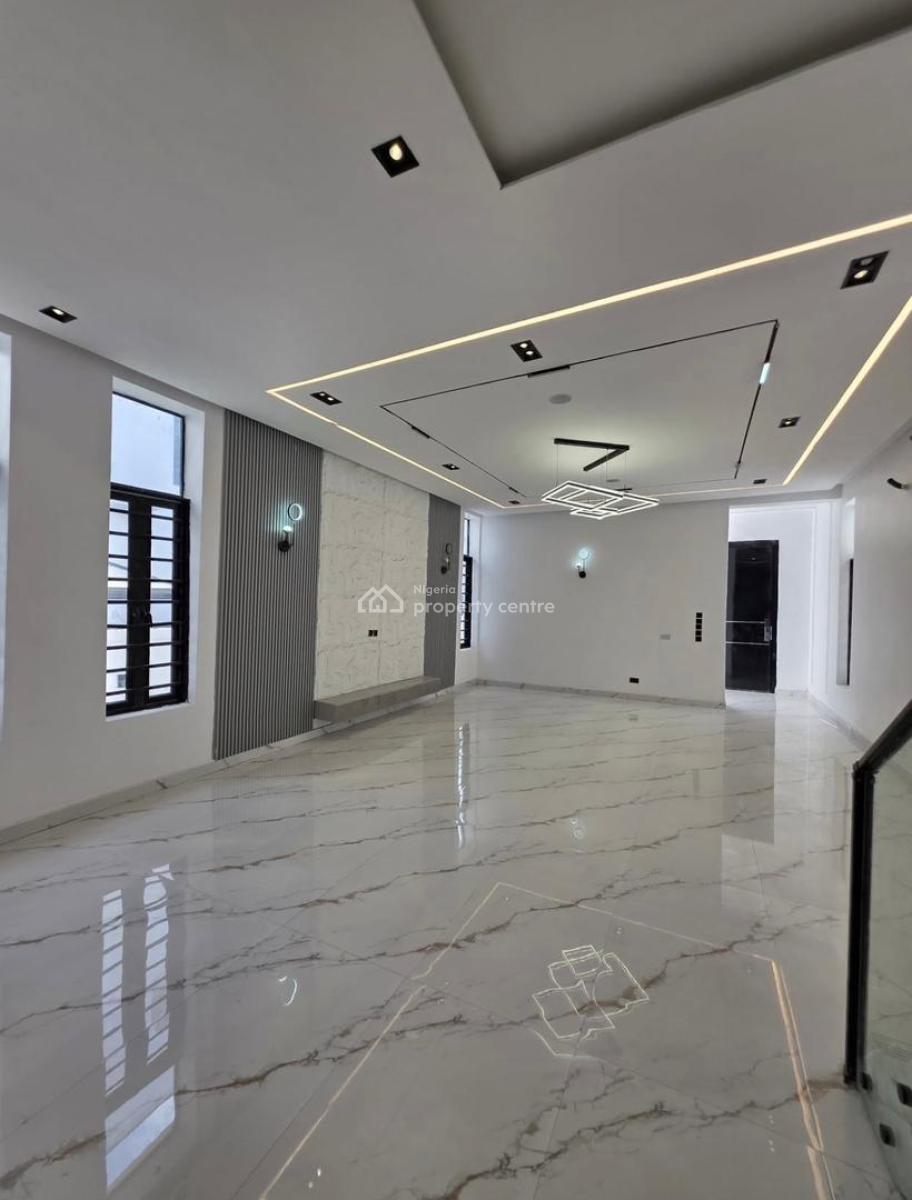 5 Bedroom Fully-detached Duplex with Bq, Ikota, Lekki, Lagos, Detached Duplex for Sale