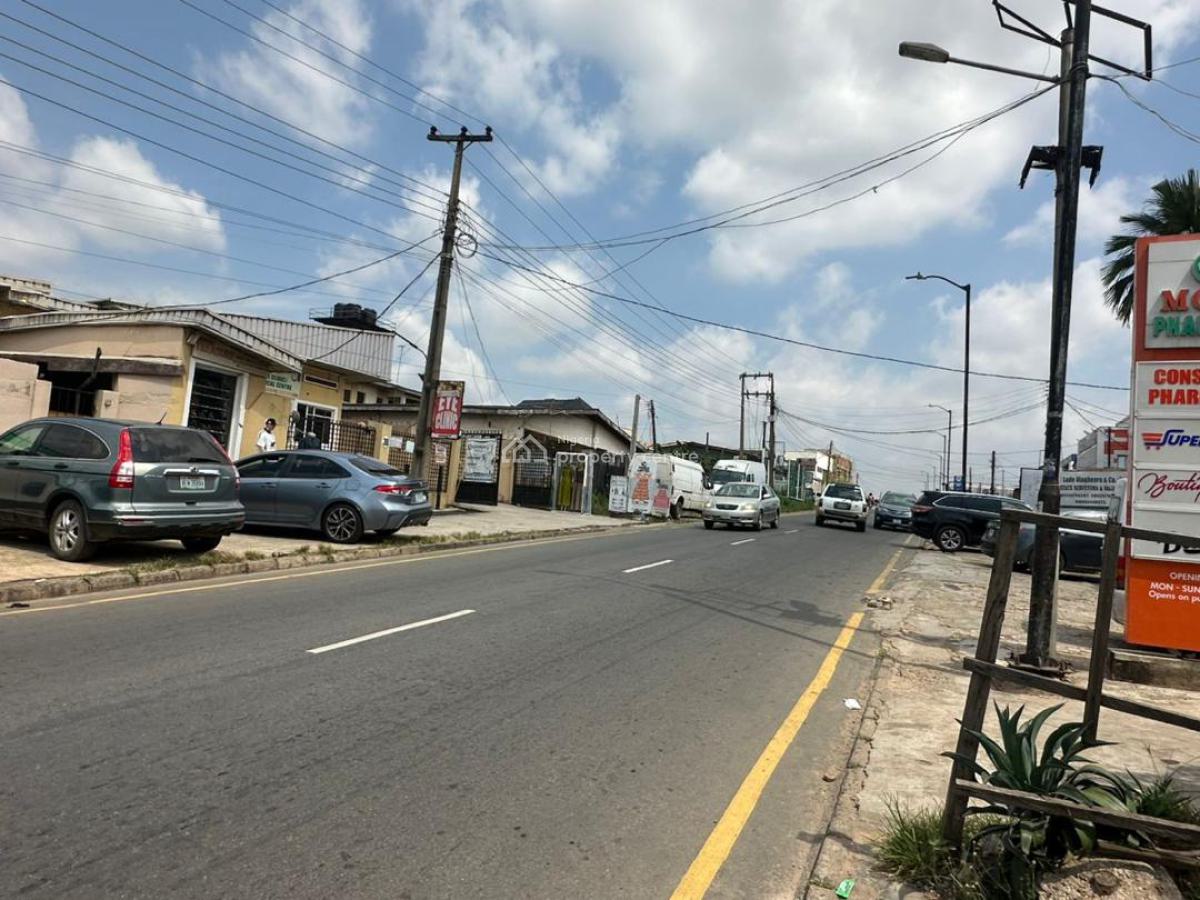 Old Bungalow on 450sqm Commercial Land, Aare Avenue, Opposite Mosh Supermarket, New Bodija, Ibadan, Oyo, Commercial Land for Sale