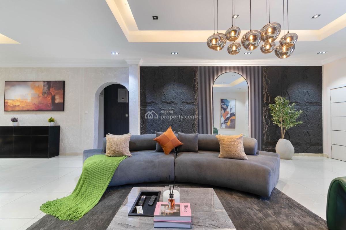 Book This Luxurious and Cozy 3 Bedroom Apartment, Maruwa, Lekki Right, Lekki, Lagos, Flat / Apartment Short Let