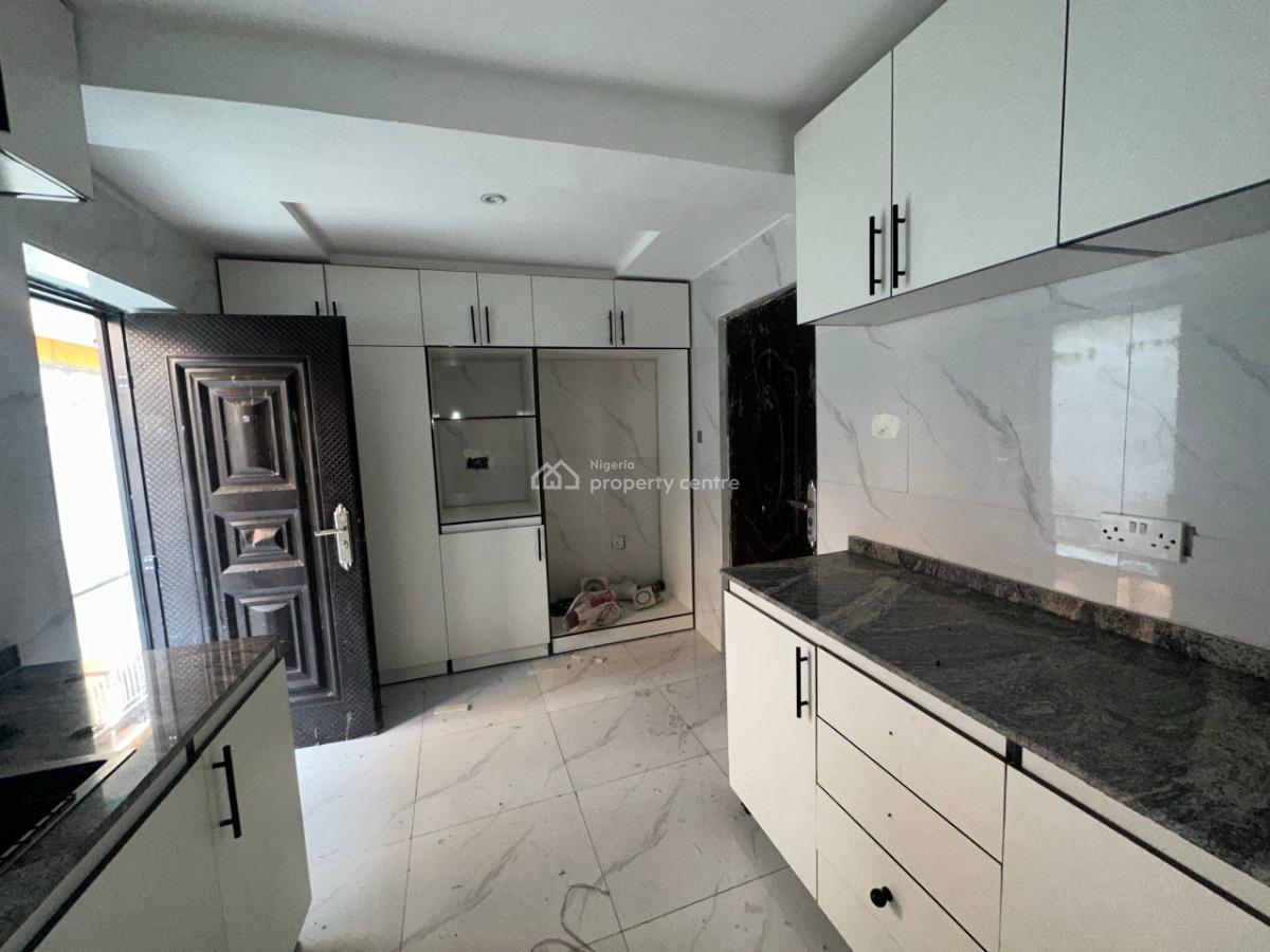 3 Bedroom Terrace Duplex, Ajao Estate, Isolo, Lagos, Flat / Apartment for Rent