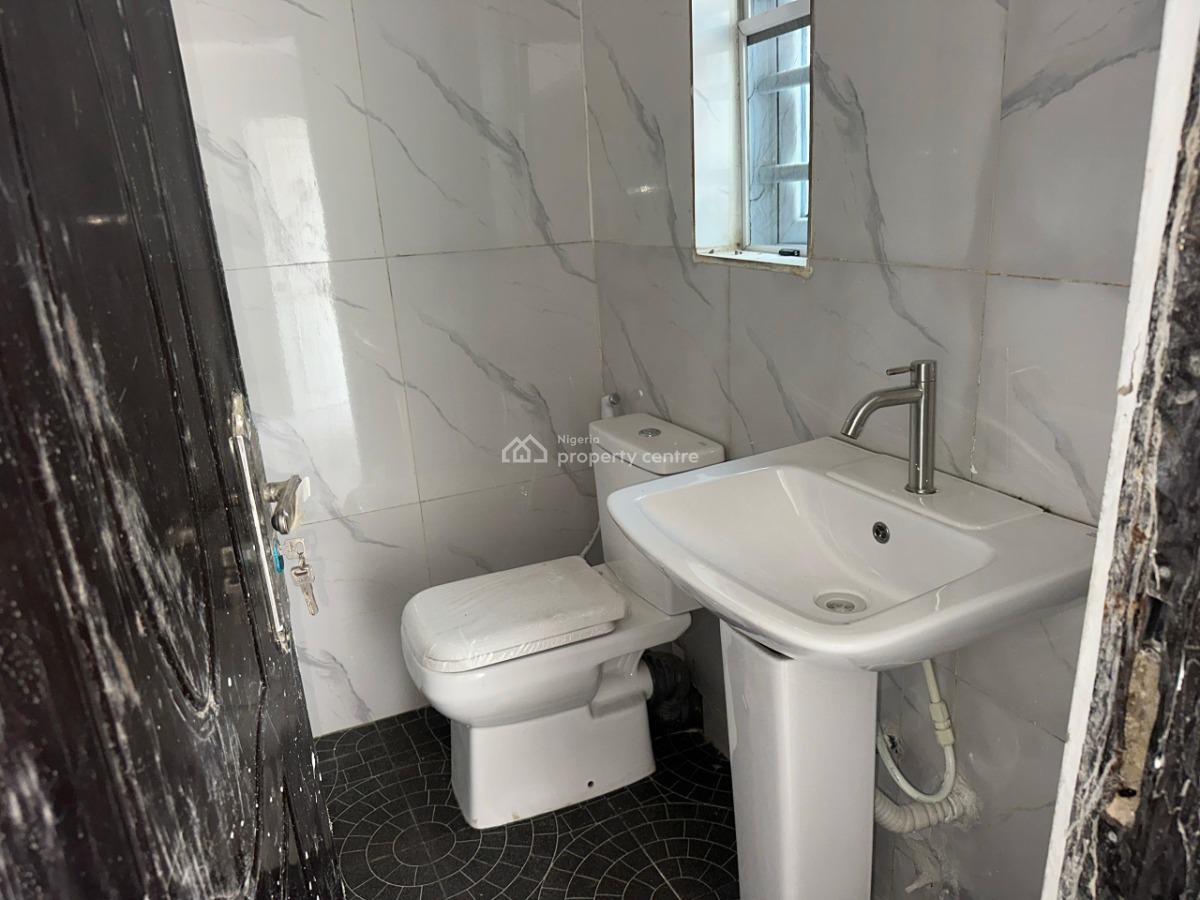 3 Bedroom Terrace Duplex, Ajao Estate, Isolo, Lagos, Flat / Apartment for Rent