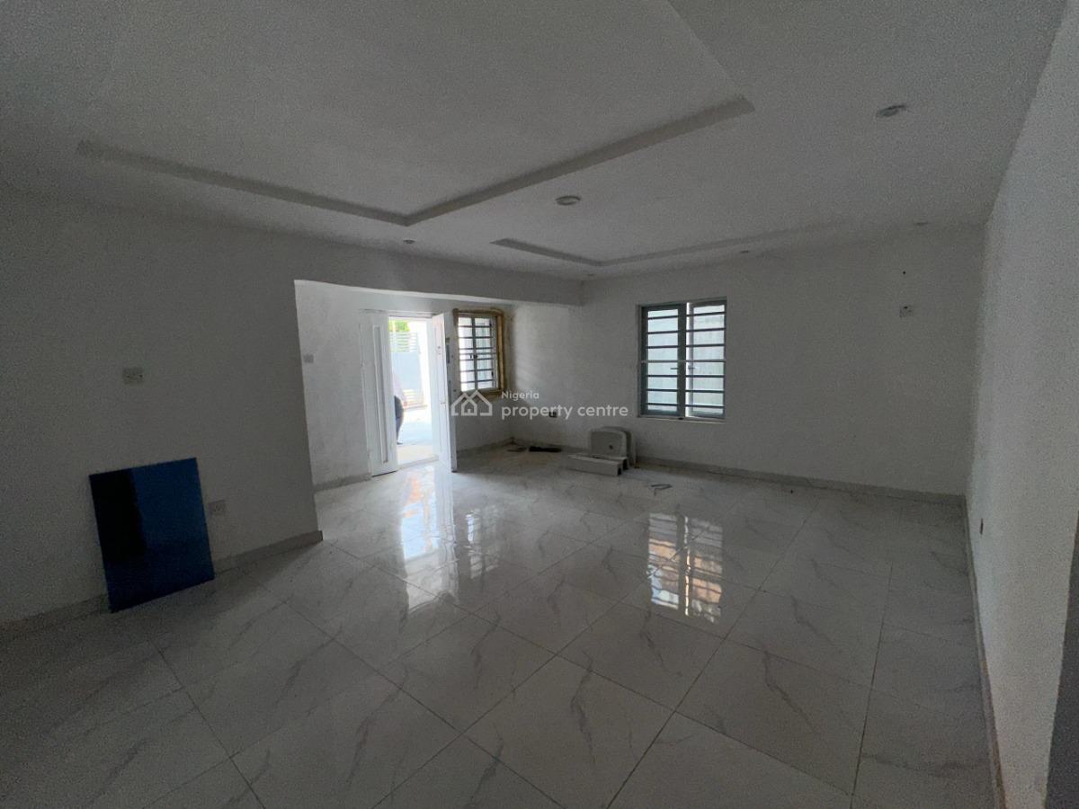 3 Bedroom Terrace Duplex, Ajao Estate, Isolo, Lagos, Flat / Apartment for Rent