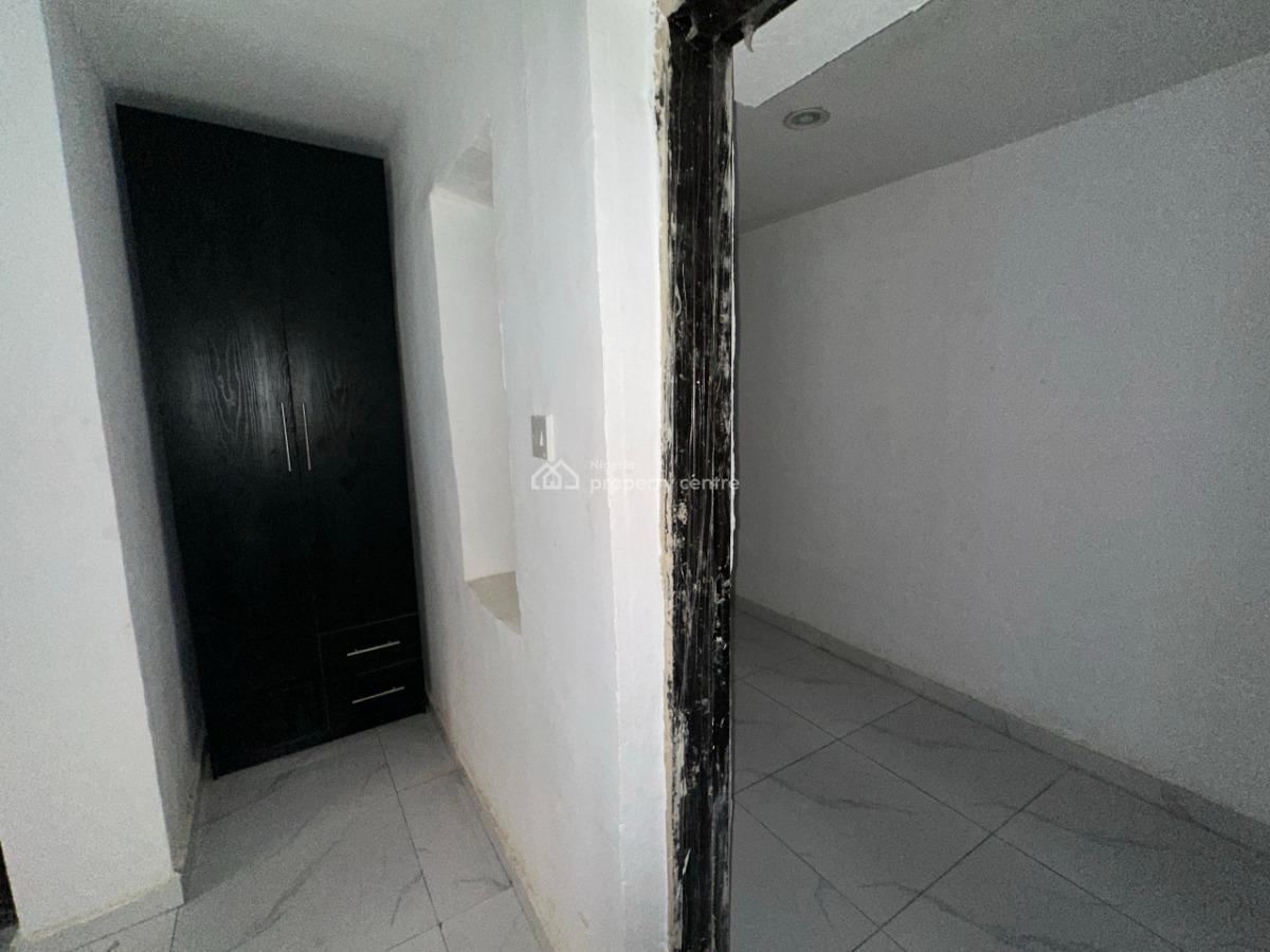 3 Bedroom Terrace Duplex, Ajao Estate, Isolo, Lagos, Flat / Apartment for Rent